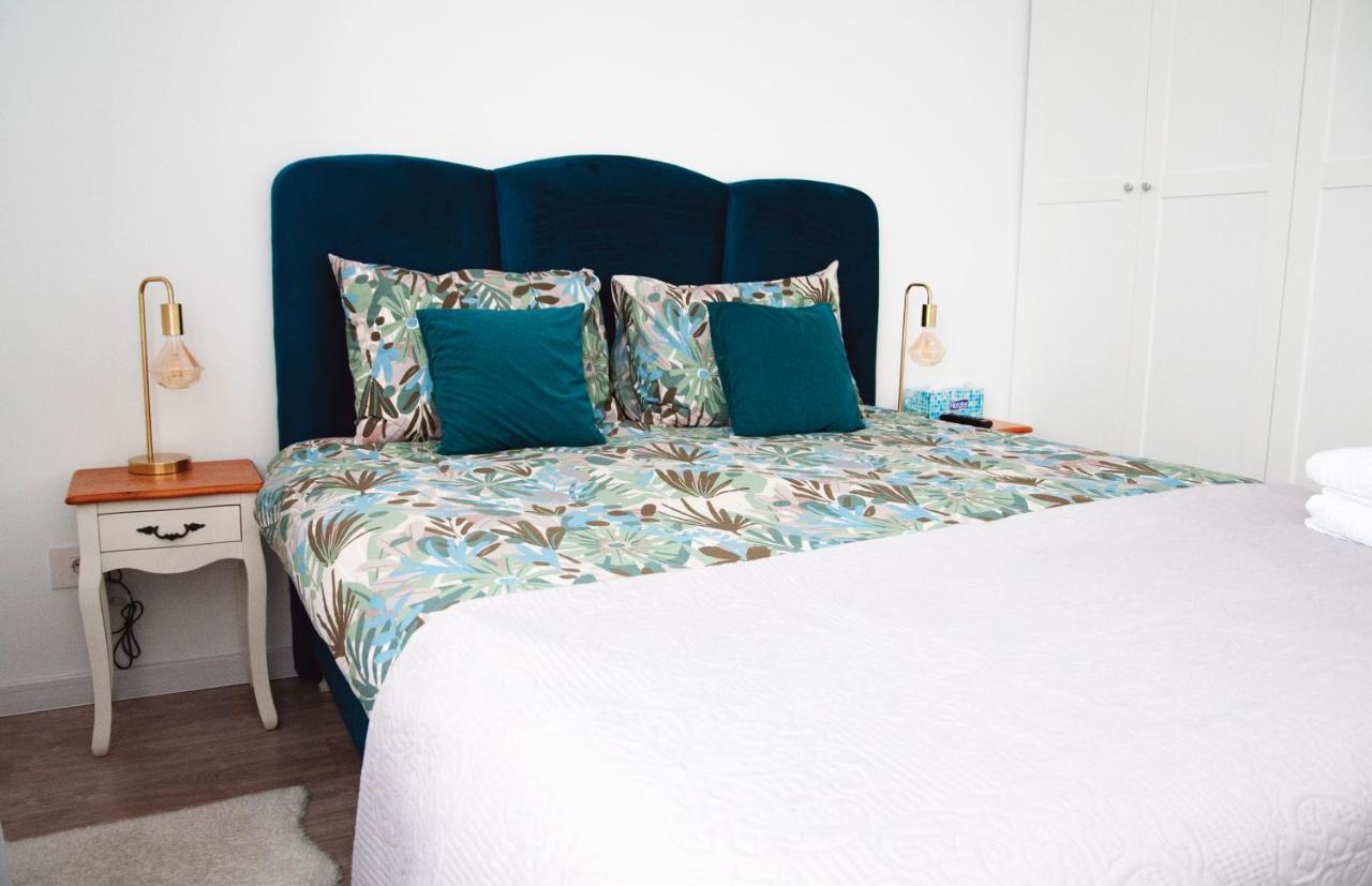 Elis Apartment By Oasis Homes Oradea Bagian luar foto