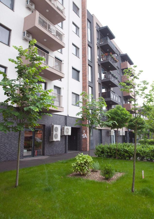 Elis Apartment By Oasis Homes Oradea Bagian luar foto